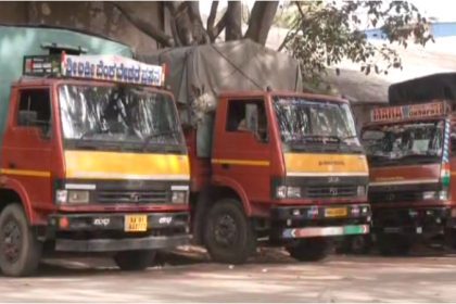 Anna Bhagya Rs 260 crore rent due Lorry owners call for indefinite strike against karnataka govt 2