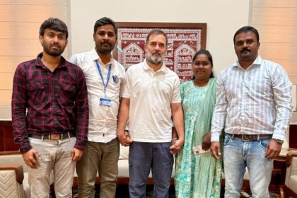 Karnataka Bike taxi Drivers Meets Rahul Gandhi