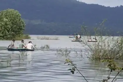 NRPura Villagers cremated bodies in the middle of the Bhadra river