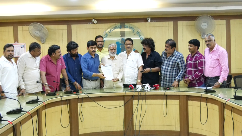 Vishnuvardhan fans