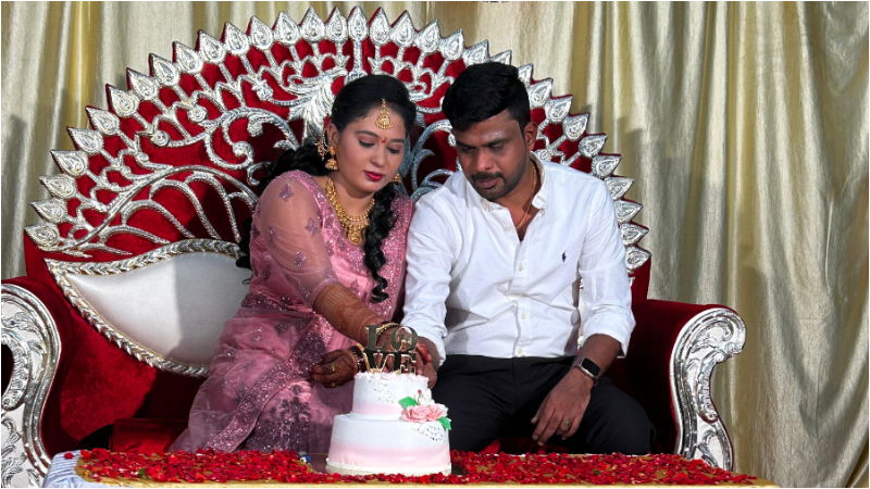 Dowry harassment Housewife commits suicide In bengaluru 2