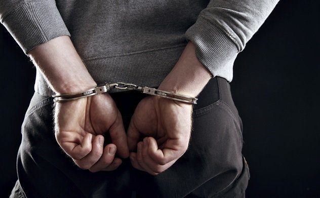Arrest 2