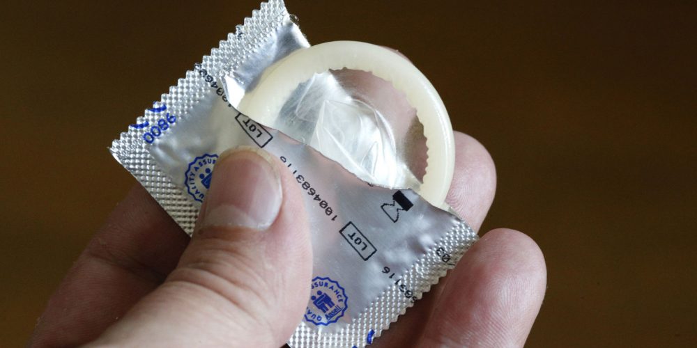 Condom 6