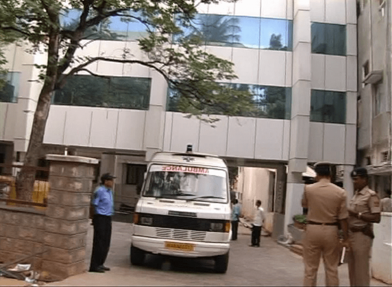 HOSPITALS 13