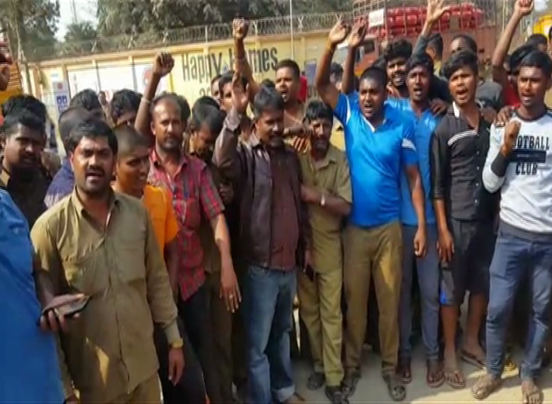 LORRY STRIKE 5