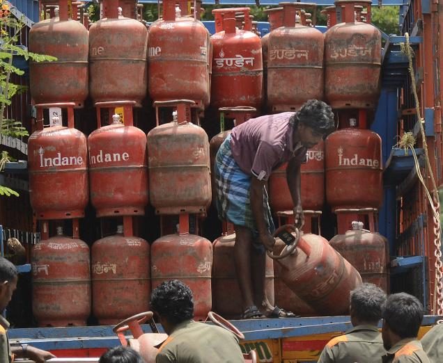 LPG refills 3 medium