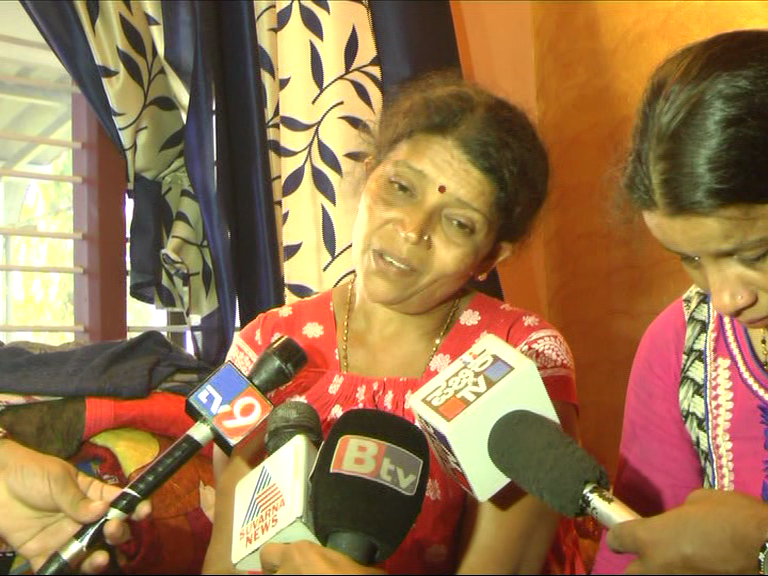 MNG DEEPAK MOTHER PREMA RAO