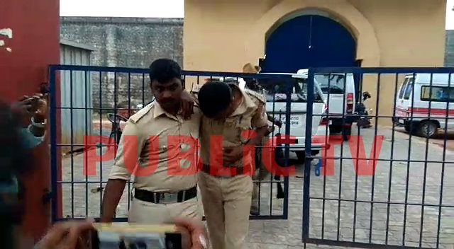 MNG JAIL FIGHT 8