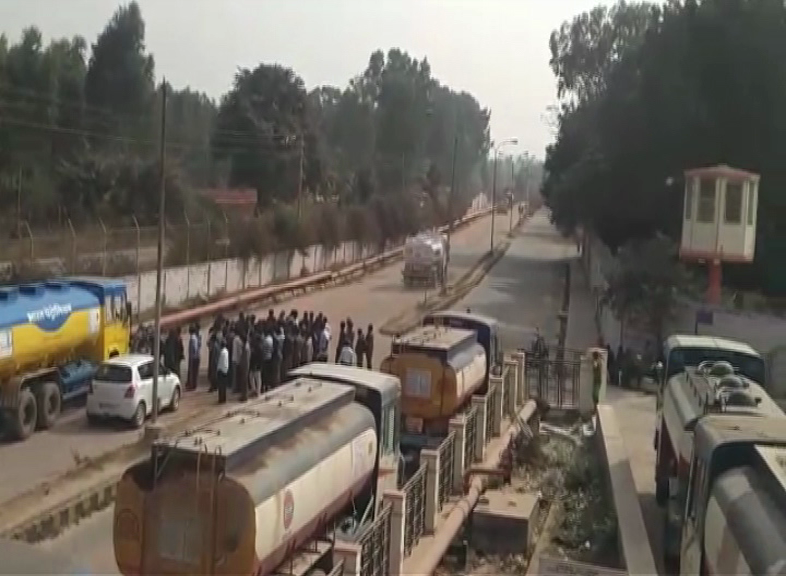 PETROL PROTEST 4
