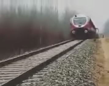 RAILWAY STUNT 2