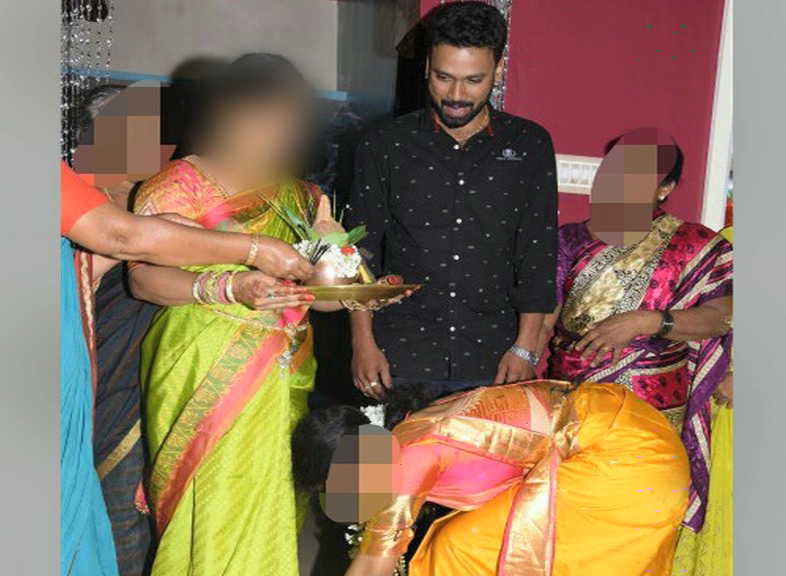 SANDALWOOD LOVE 5