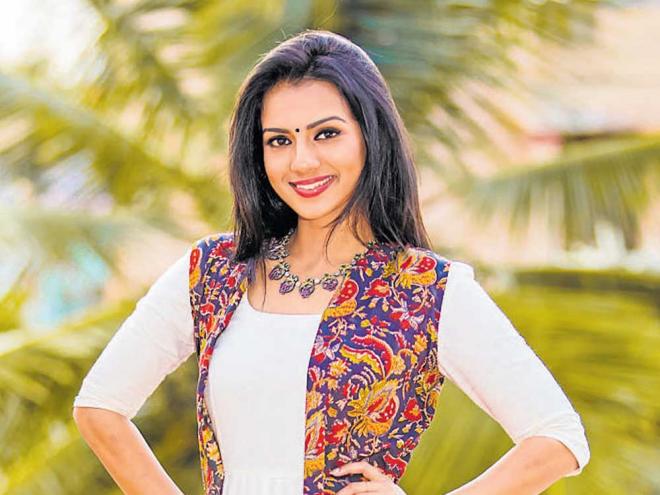 Shruthi Hariharan 3