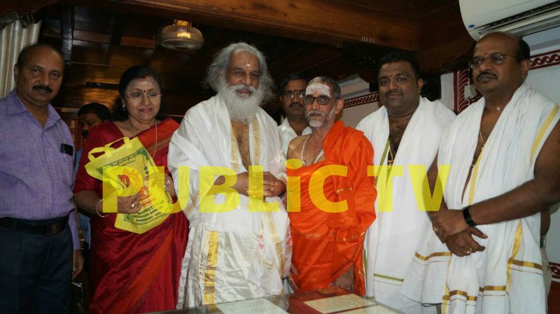 Yesudas Kollur Sri Mookambika temple 2
