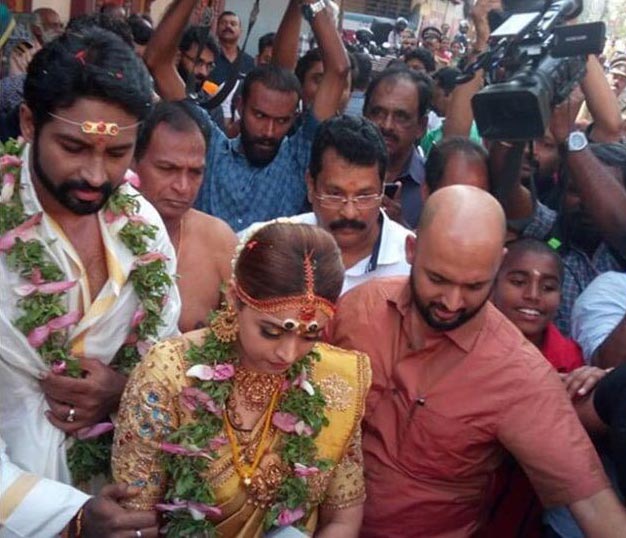 actress bhavana amp naveen marriage photos 151660355320