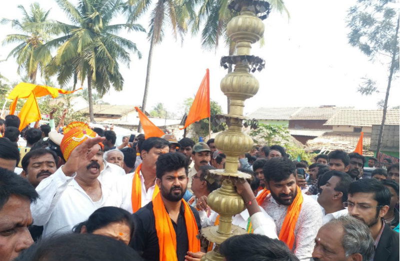 mys pratap simha 7 1