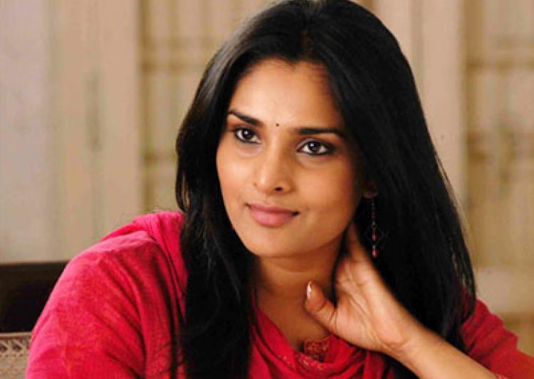 ramya 1471936905