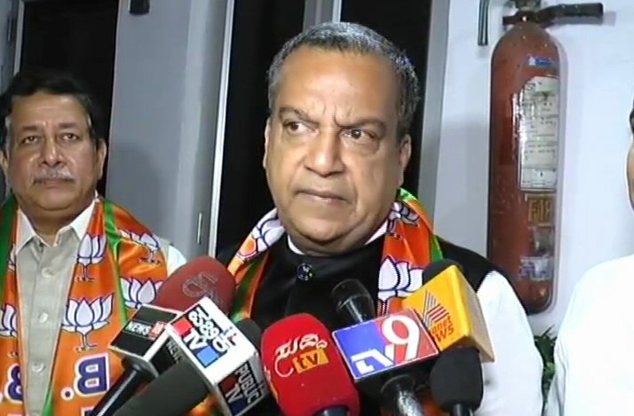 BP DHL GAVIPPA JOIN BJP 01 8