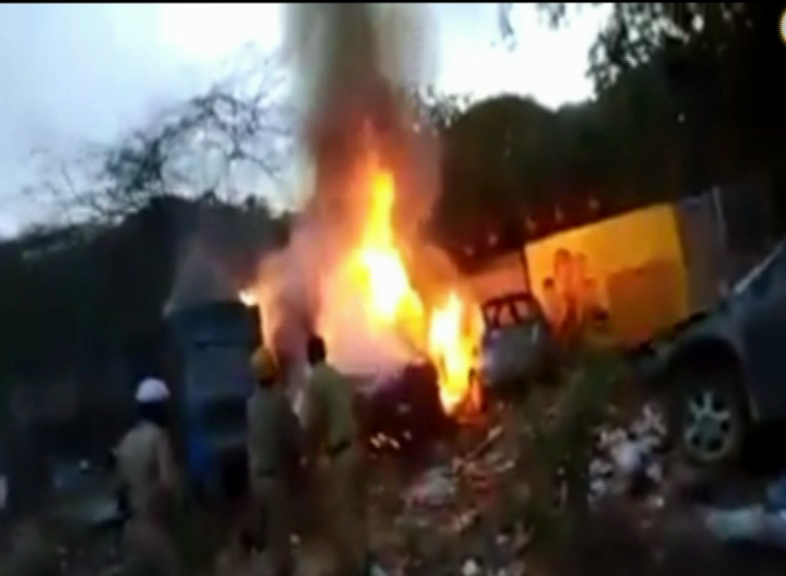 CAR FIRE 6