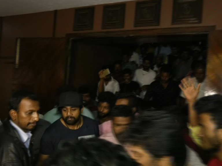 DHRUVA SARJA 10