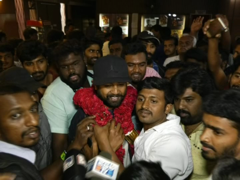 DHRUVA SARJA 9