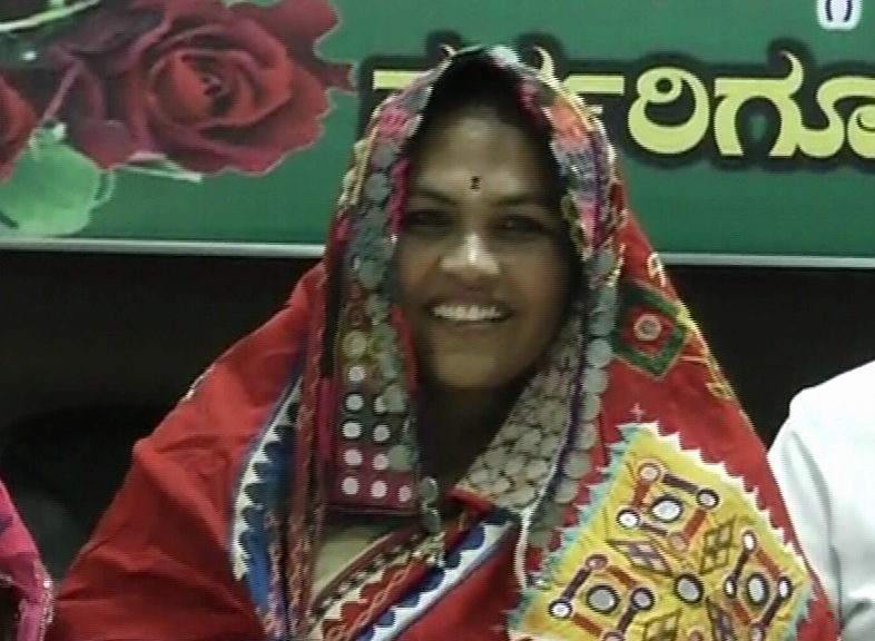 LAMBINI SHOBHA 7