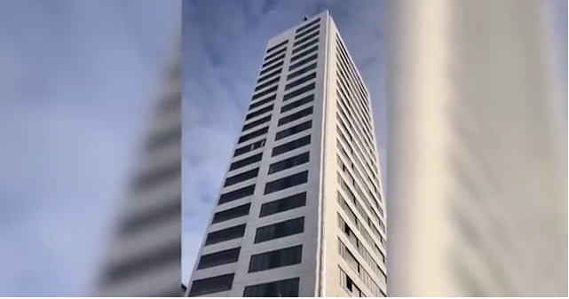 Parachute 3