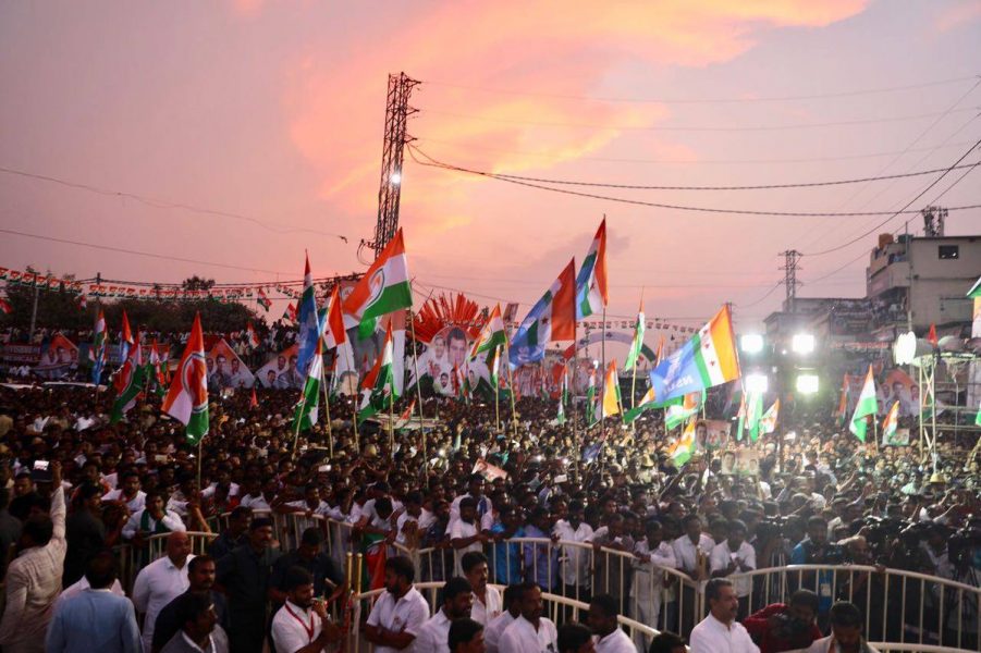 Rahul gandhi in karnataka 2 day 18
