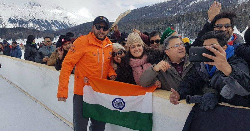 Shahid Afridi Twitter Photo