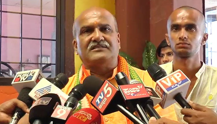 Udupi Pramod Muthalik 1