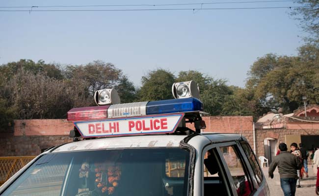 DELHI POLICE JEEP