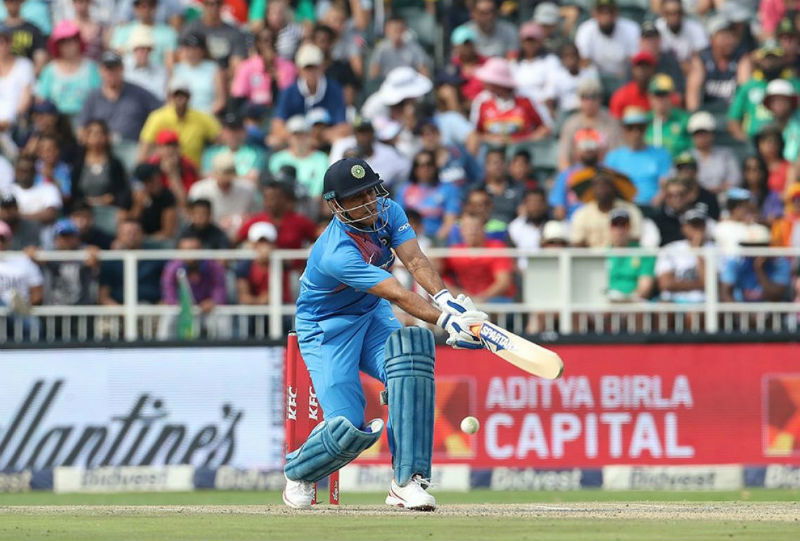 dhoni 1