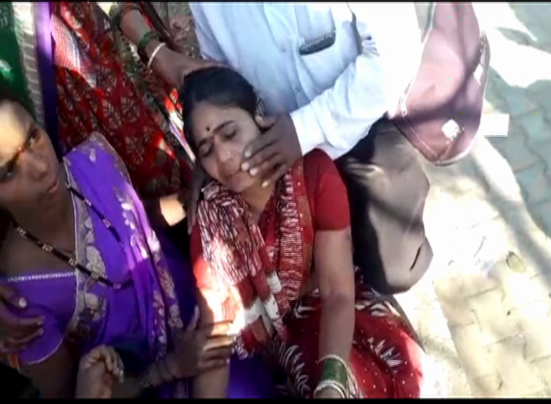 mid day meal workers protest 3
