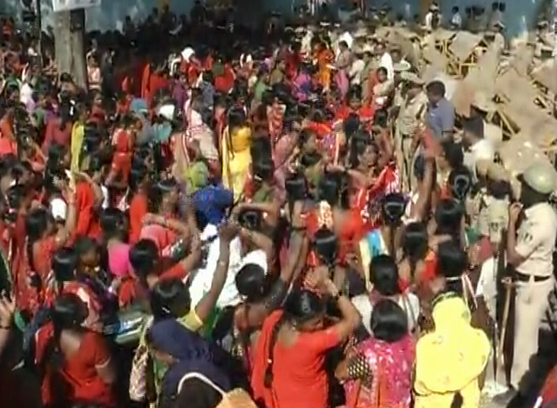 mid day meal workers protest 8