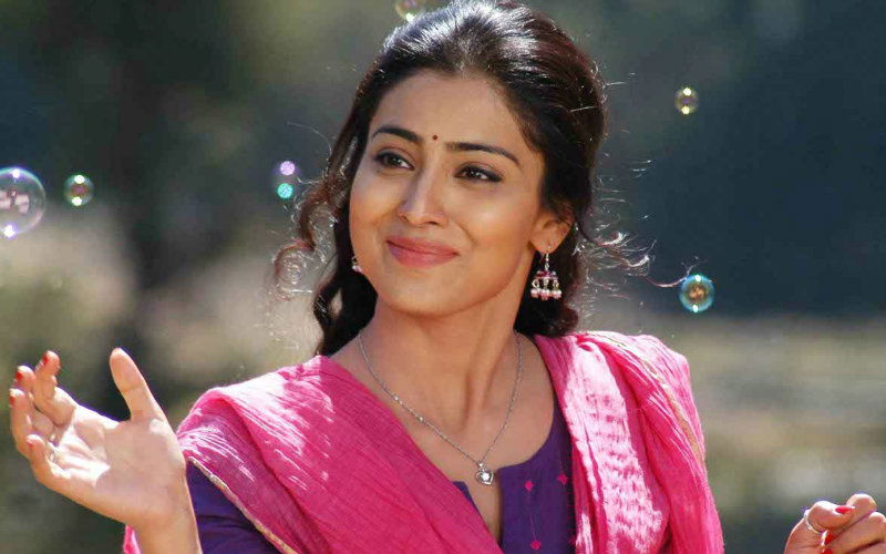 shriya saran 2