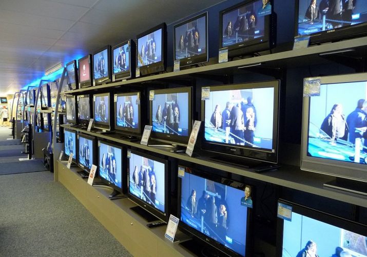 television 1513330039