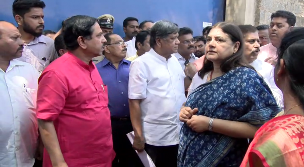 BLG MENAKA GANDHI 4