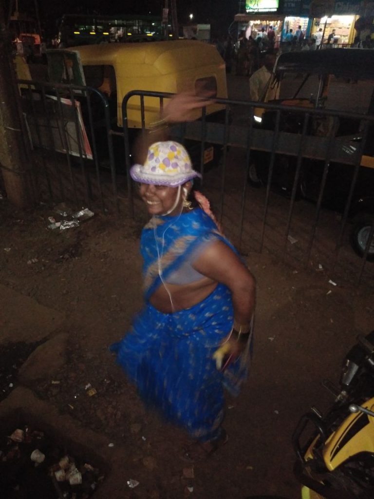 DWD LADY DANCE 2