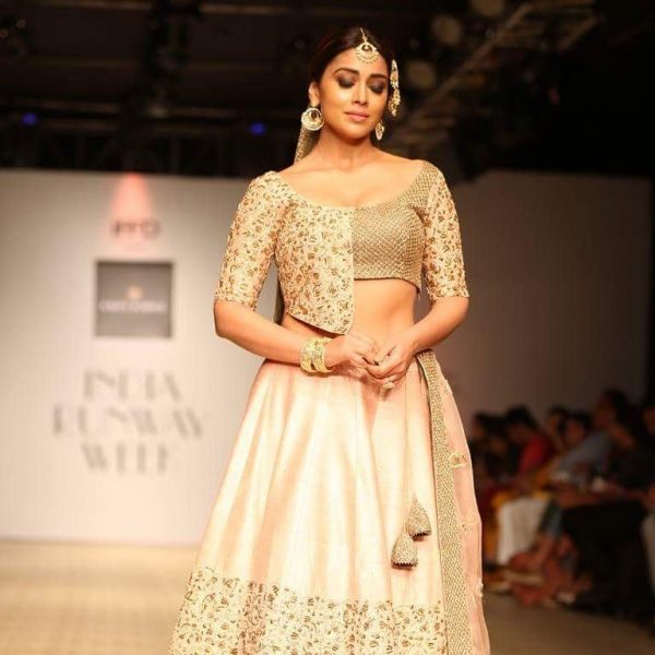 Shriya Saran 5