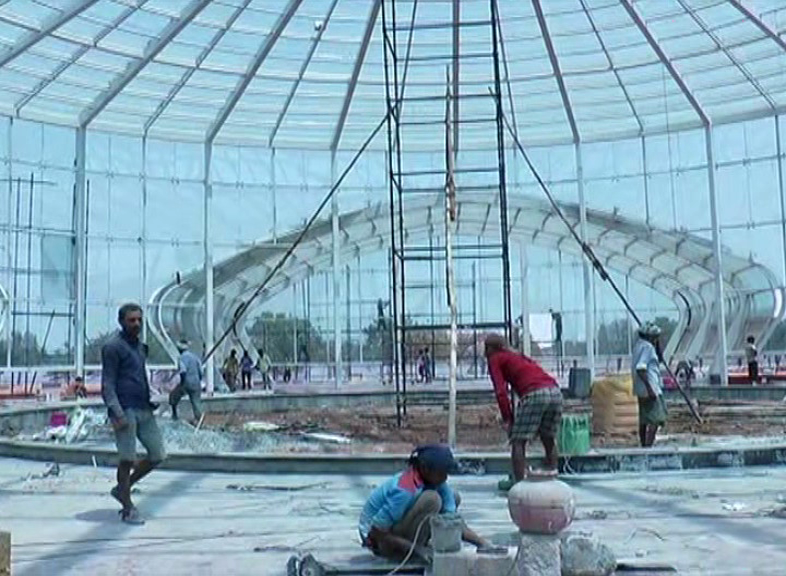 dvg glass house 1