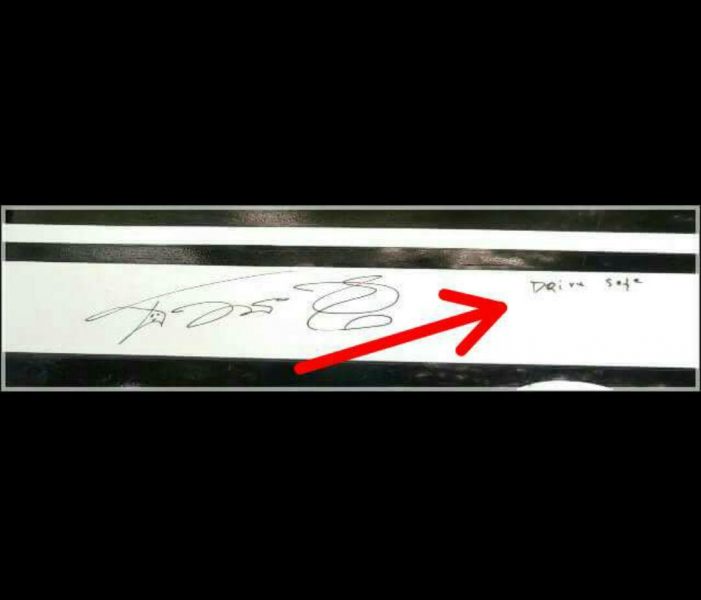 DARSHAN AUTOGRAPH 1