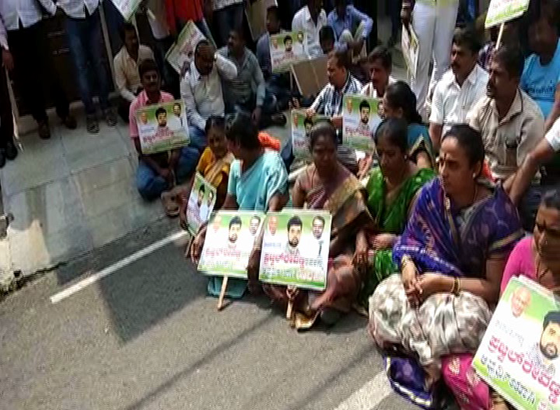 Prjwal Revanna Protest 2