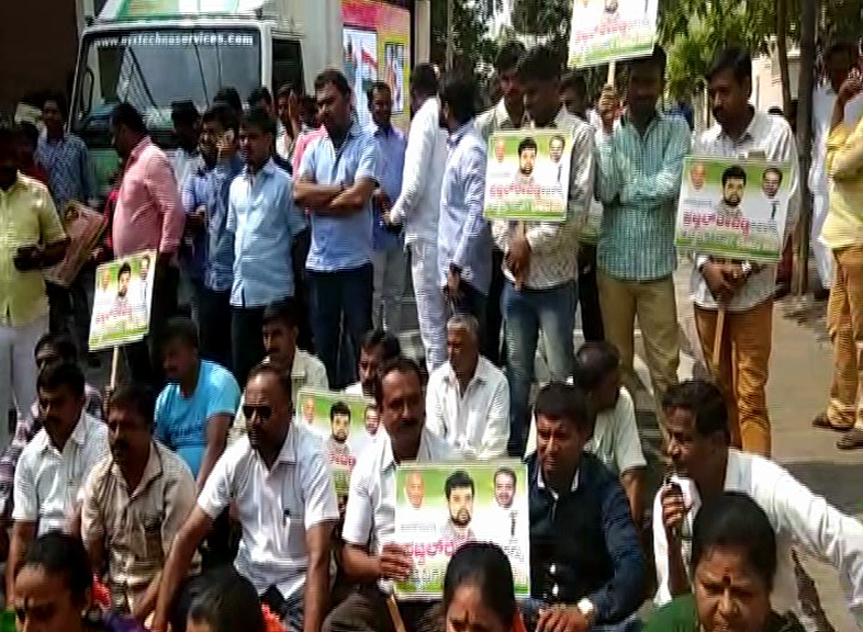 Prjwal Revanna Protest 3