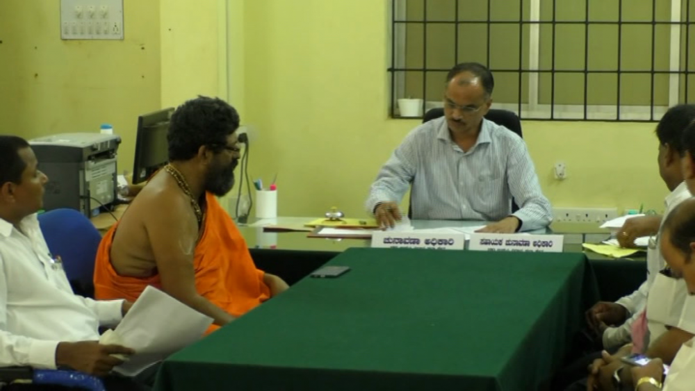 Siruru Swamiji 1