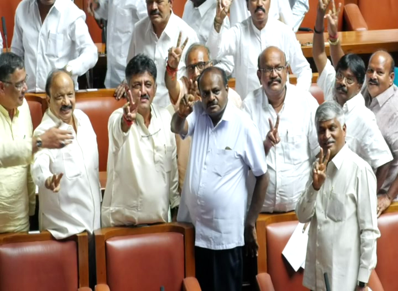DKS HDK