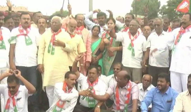 G.S.Basavaraju Protest