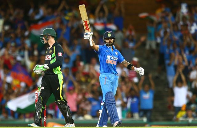 Virat Kohli celebrates 50