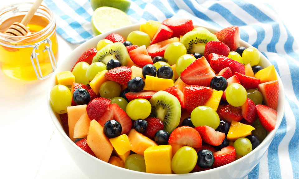 honey lime fruit salad 4