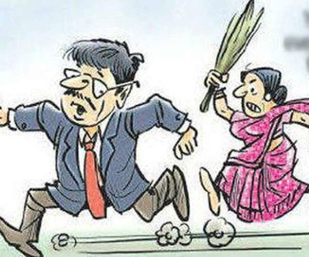 wife beat husband 1495551283