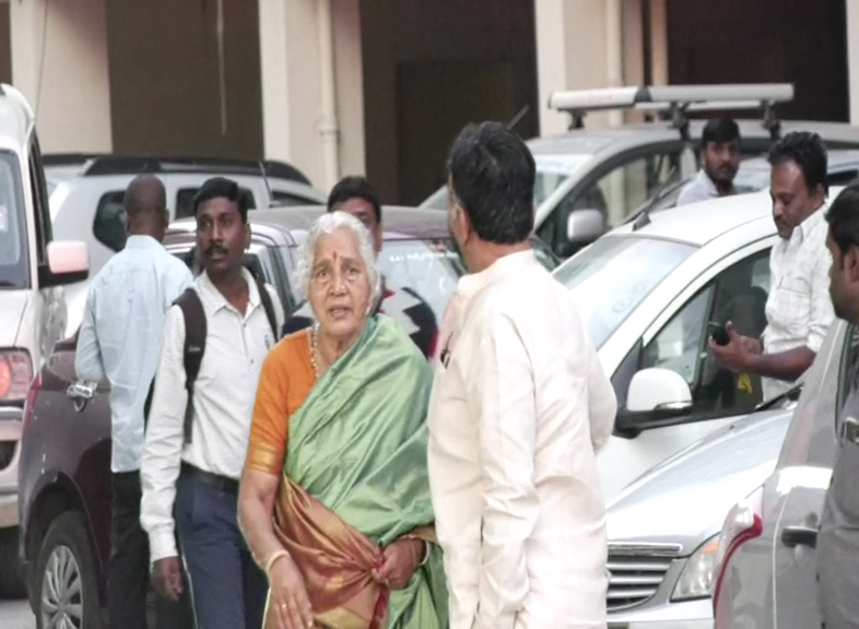 dk shivakumar mother gowramma 1