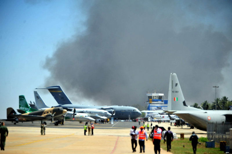 AIR SHOW a 1